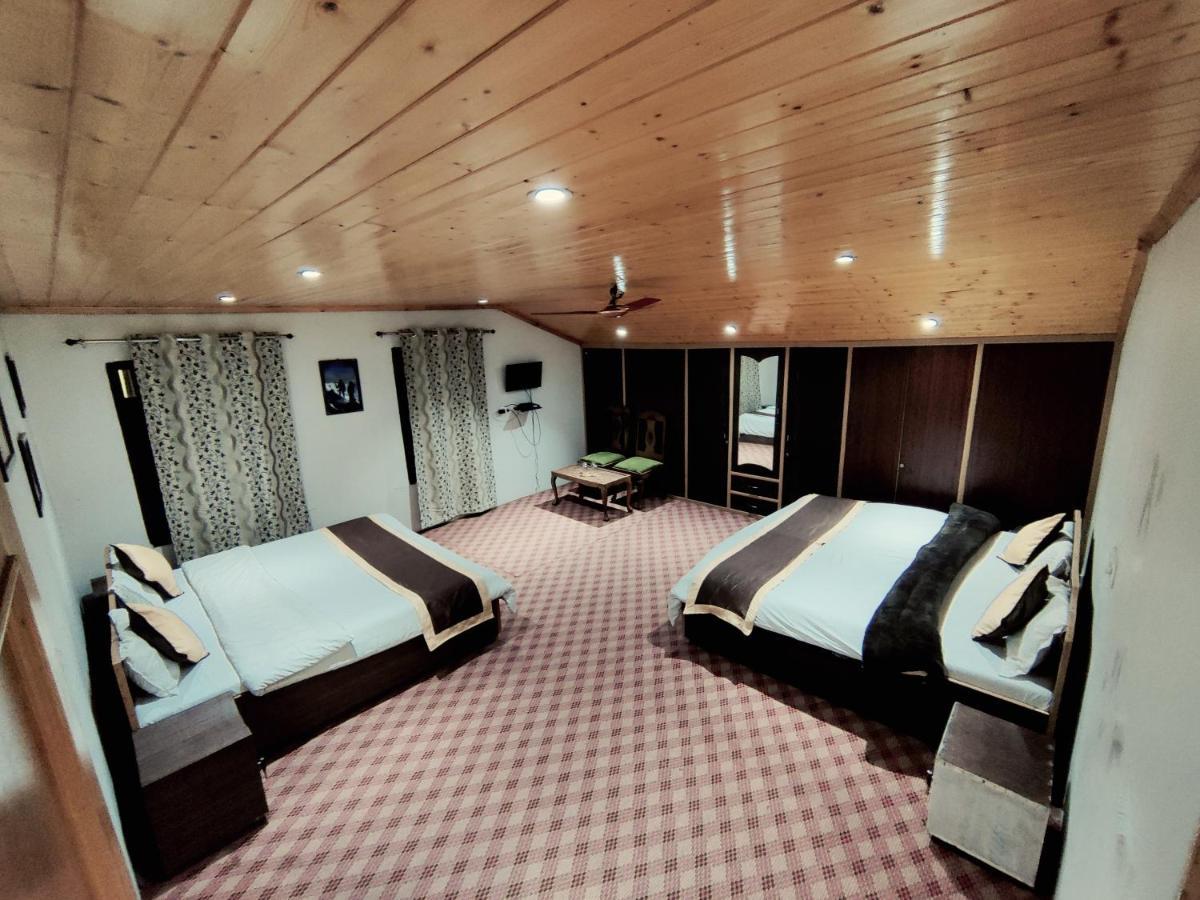 Sheesha Residency Hotel Srīnagar Екстериор снимка