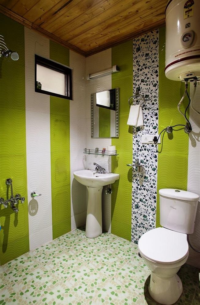 Sheesha Residency Hotel Srīnagar Екстериор снимка